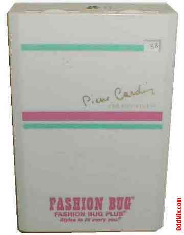 Radio Transistor FM Receiver Solid State Fashion Bug Pierre Cardin Vintage Collectible [7 KB]