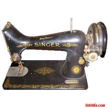 Sewing Machine Singer Made in England Antique Collectible Precision Item NJ Local [7 KB]