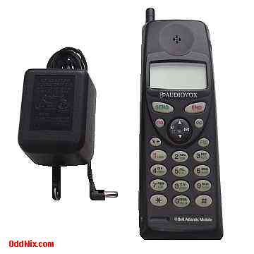 Bell Atlantic Audiovox MVX-480 Cellular Phone Rechargeable FCC ID CJ6DCE33267A [9 KB]
